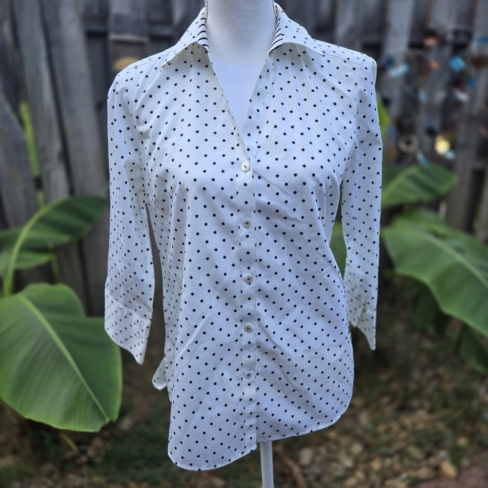 Foxcroft Size 2 White and Black Stars Button Down Shirt Retro Pin Up 90s Y2k